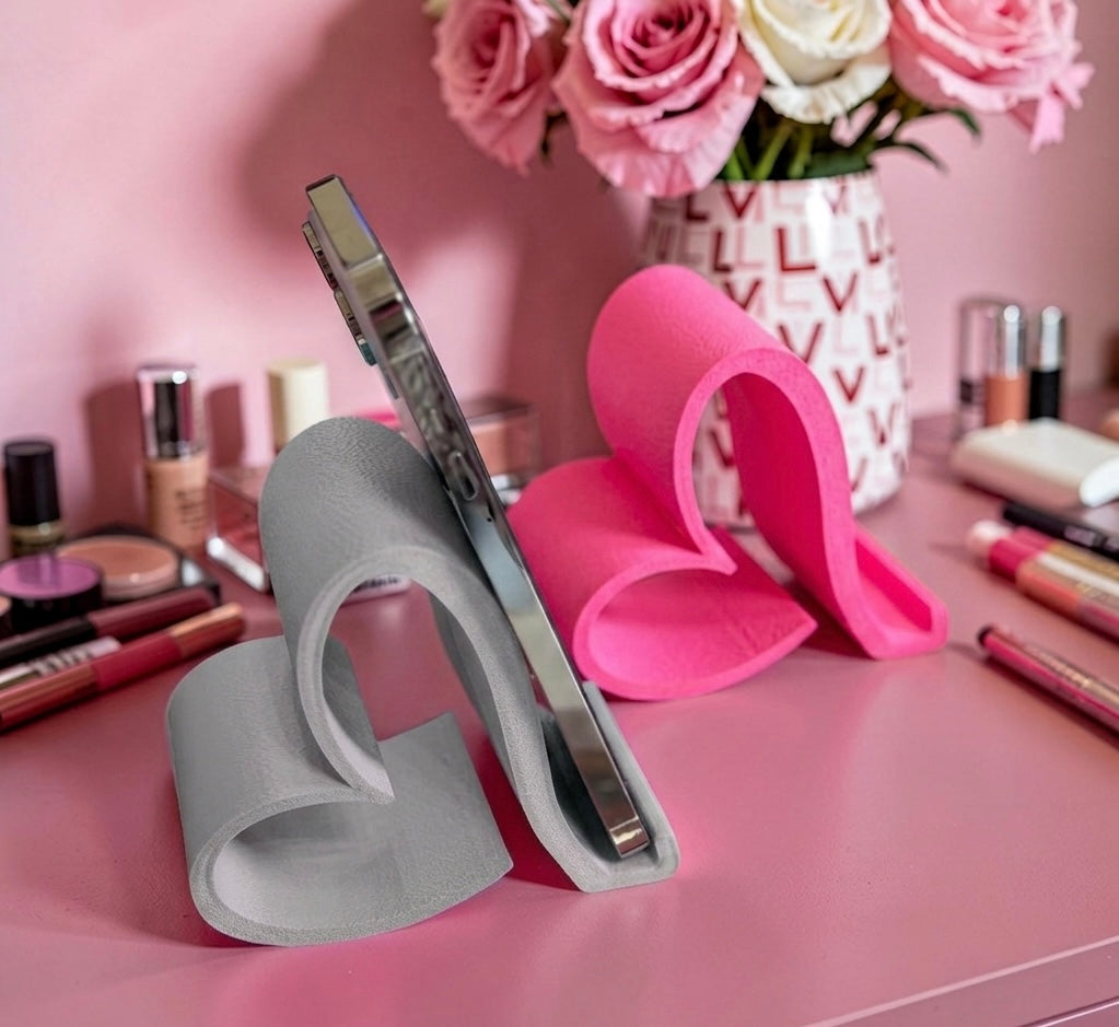 Hot Pink Or Silver Grey Heart Shaped Phone Stand
